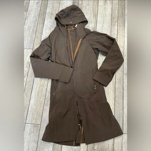 Lululemon Trench Coat / Brown in Color / Excellent condition